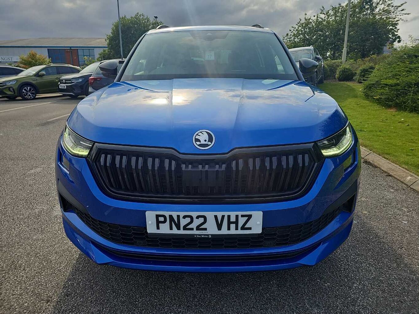 SKODA Kodiaq 1.5 TSI 150ps Sportline (7 seats) ACT DSG *Race Blue Metallic