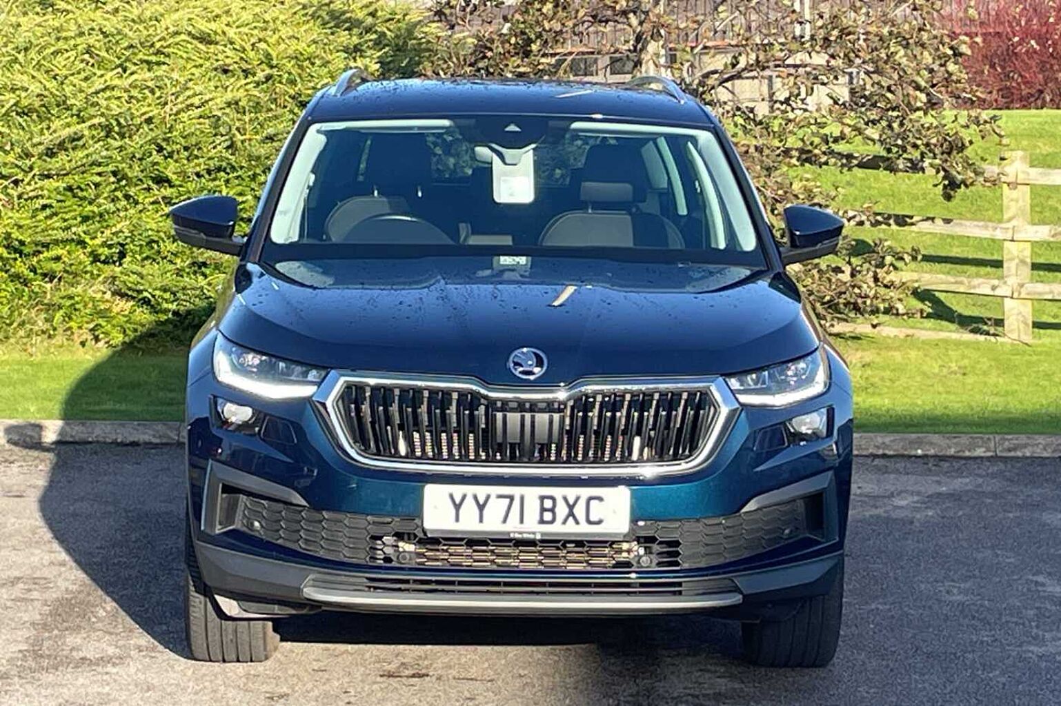 SKODA Kodiaq 2.0TDI 150ps SE L (7 seats) DSG SUV *Petrol Blue with Folding Towbar